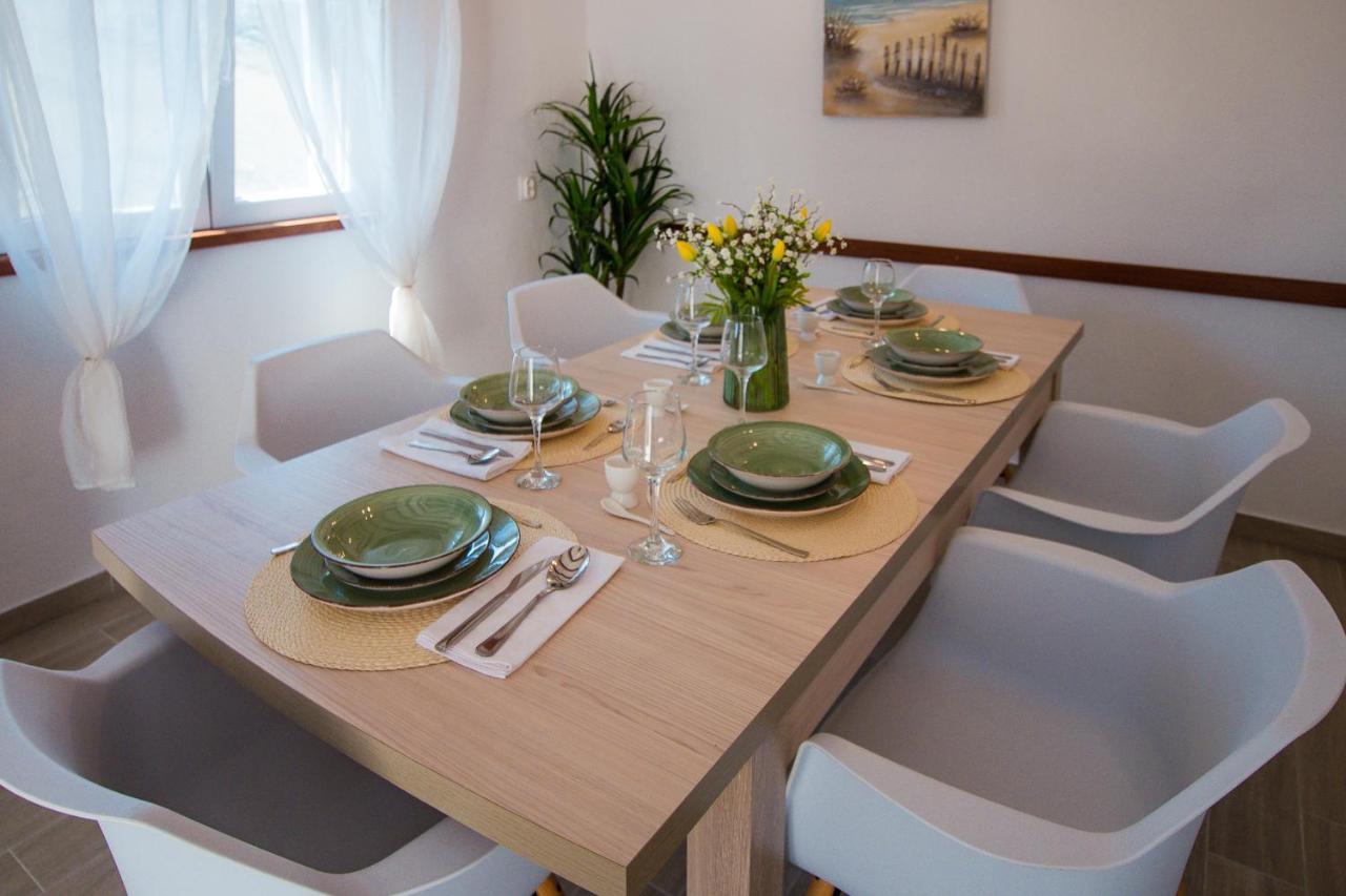 Holiday Home Moliva Donje Sitno ภายนอก รูปภาพ