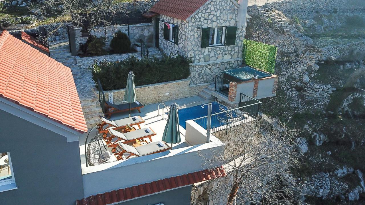 Holiday Home Moliva Donje Sitno ภายนอก รูปภาพ