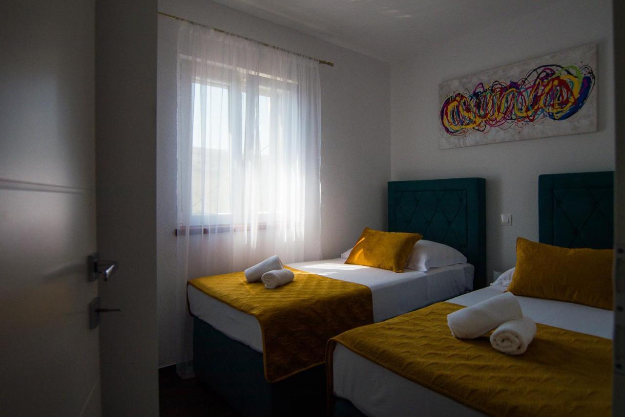 Holiday Home Moliva Donje Sitno ภายนอก รูปภาพ