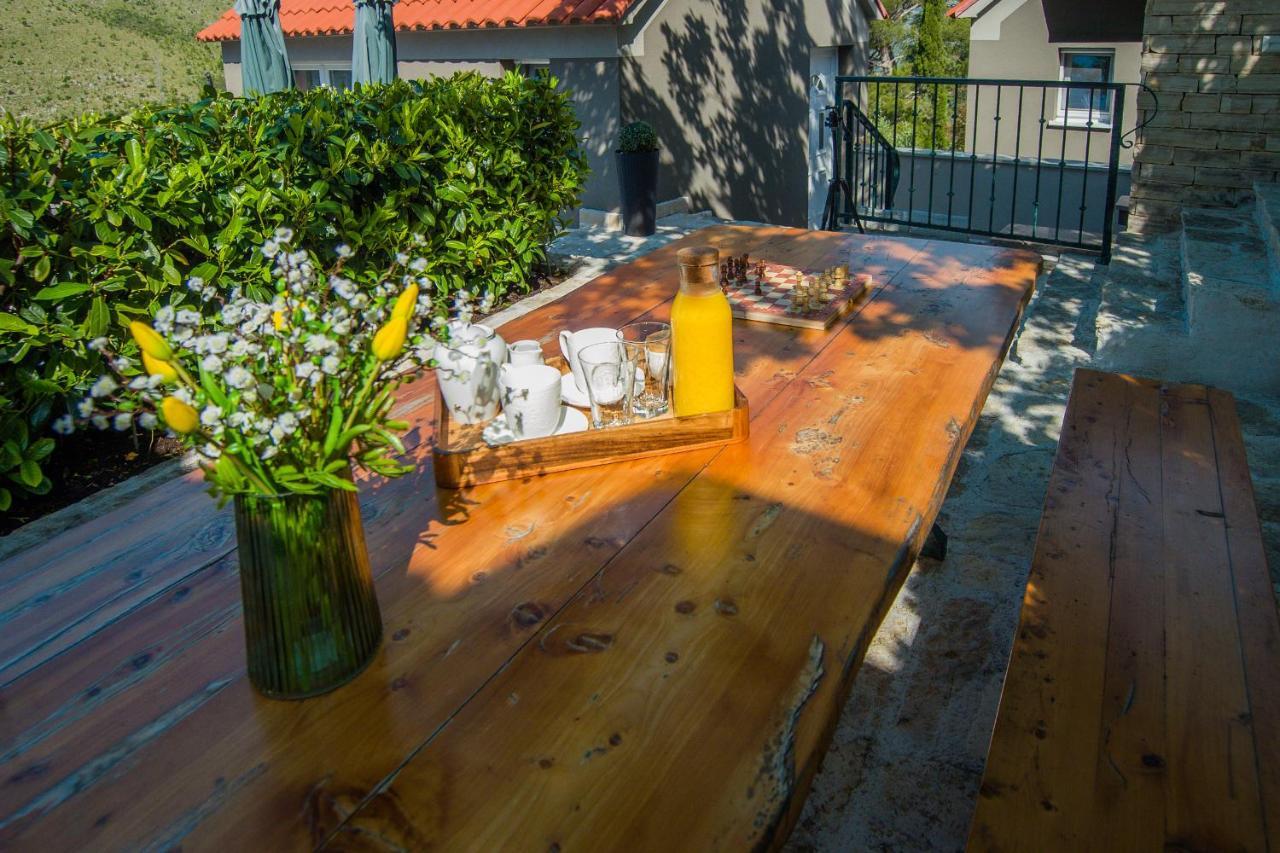 Holiday Home Moliva Donje Sitno ภายนอก รูปภาพ